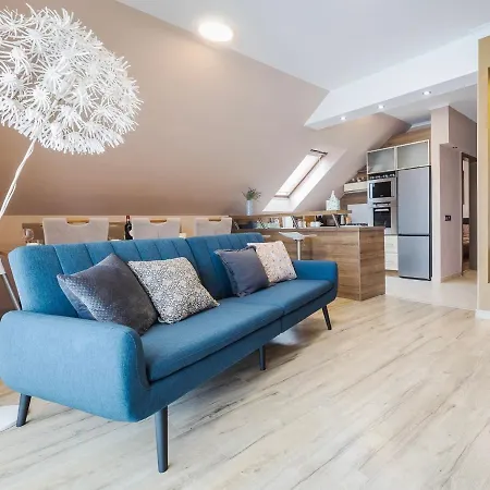 Apartment Dorapartman